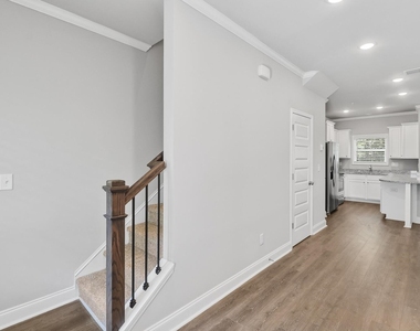 15 Sprayberry Road - Photo Thumbnail 9