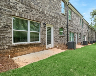15 Sprayberry Road - Photo Thumbnail 24