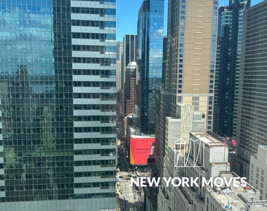 West 47th Street - Photo Thumbnail 14
