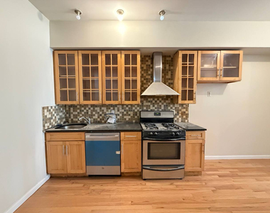 18 Goodwin Place - Photo Thumbnail 1