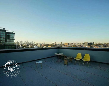 1052 Dean Street - Photo Thumbnail 5