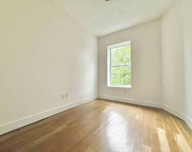 1052 Dean Street - Photo Thumbnail 3