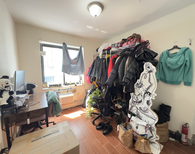 28 Troutman Street - Photo Thumbnail 8