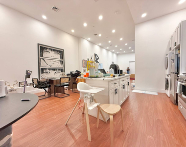 217 South 4th Street - Photo Thumbnail 4