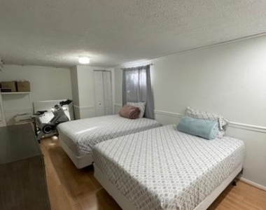 5 Wagonwheel Rd - Photo Thumbnail 3