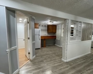 5 Wagonwheel Rd - Photo Thumbnail 5