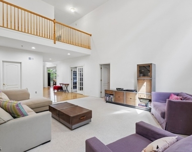8 Pring Ct - Photo Thumbnail 10