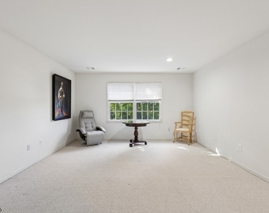 8 Pring Ct - Photo Thumbnail 25