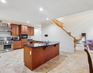8 Pring Ct - Photo Thumbnail 7