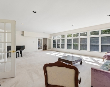 8 Pring Ct - Photo Thumbnail 13