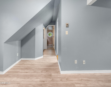 96 Wilson Avenue - Photo Thumbnail 7