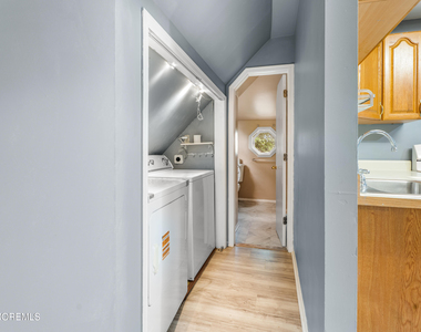 96 Wilson Avenue - Photo Thumbnail 8