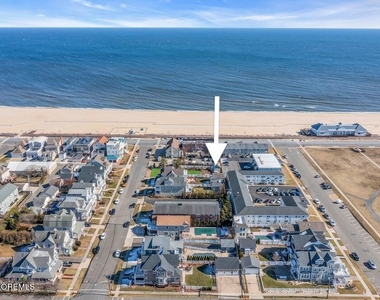 101 4th Avenue - Photo Thumbnail 1