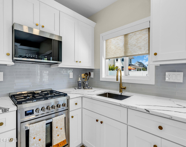101 4th Avenue - Photo Thumbnail 7