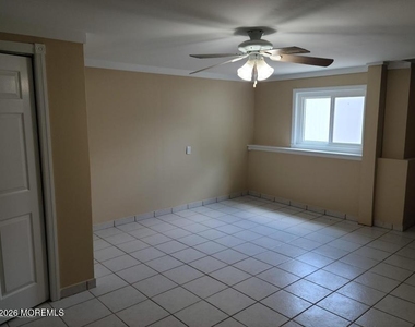 215 Clubhouse Drive - Photo Thumbnail 16