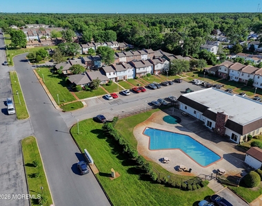 108 Greenwood Loop Road - Photo Thumbnail 15