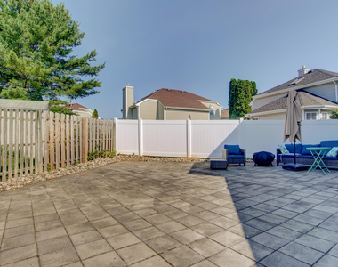 187 Kentucky Way - Photo Thumbnail 27