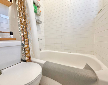 244 Roebling Street - Photo Thumbnail 7