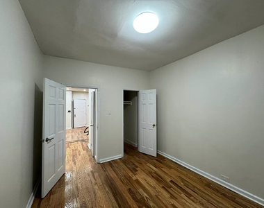 Essex Street and New Lots Avenue - Photo Thumbnail 2