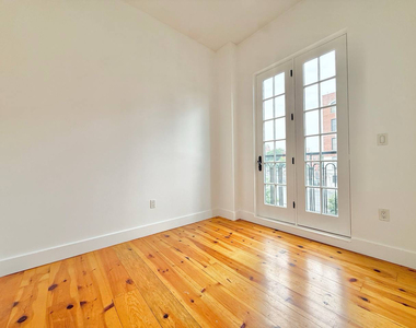 212 North 4th Street - Photo Thumbnail 3