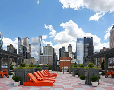 West 53rd Street - Photo Thumbnail 14
