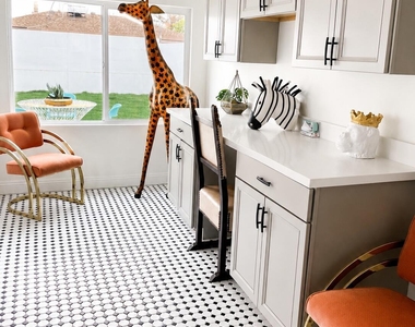 7636 E Thomas Road - Photo Thumbnail 7