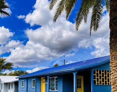 7636 E Thomas Road - Photo Thumbnail 17