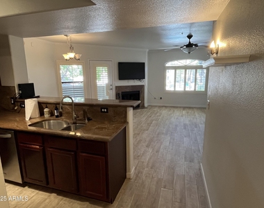 15095 N Thompson Peak Parkway - Photo Thumbnail 8