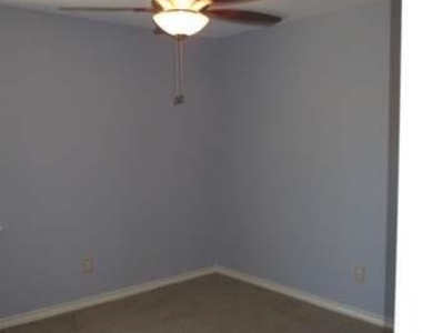 2905 Linda Drive - Photo Thumbnail 8