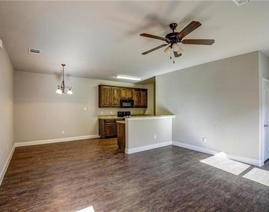 469 Canvas Court - Photo Thumbnail 6