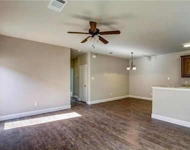 469 Canvas Court - Photo Thumbnail 5