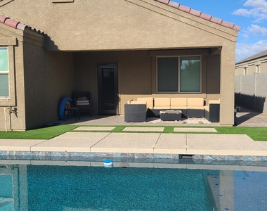 3703 N 298th Drive - Photo Thumbnail 20