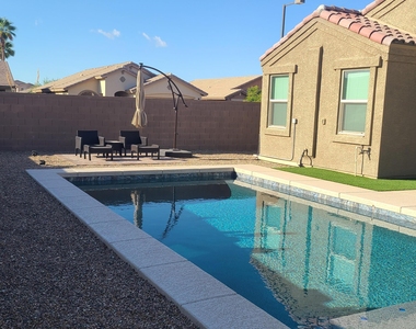 3703 N 298th Drive - Photo Thumbnail 18