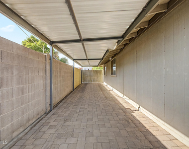 515 E Vista Del Cerro Drive - Photo Thumbnail 25