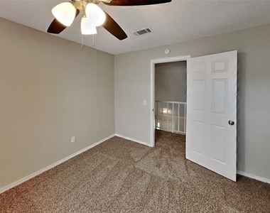 3914 18th Street - Photo Thumbnail 13