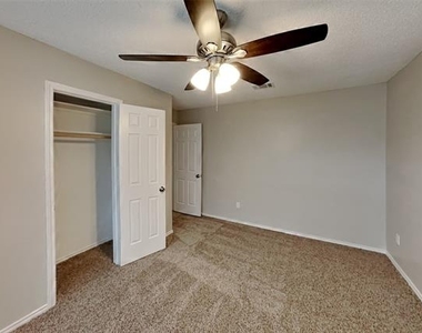 3914 18th Street - Photo Thumbnail 17