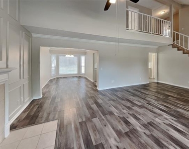 3914 18th Street - Photo Thumbnail 2