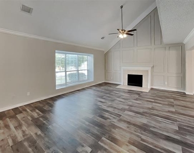 3914 18th Street - Photo Thumbnail 1
