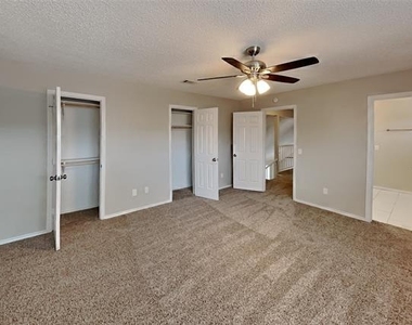 3914 18th Street - Photo Thumbnail 11