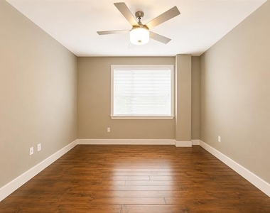 1320 May Street - Photo Thumbnail 12