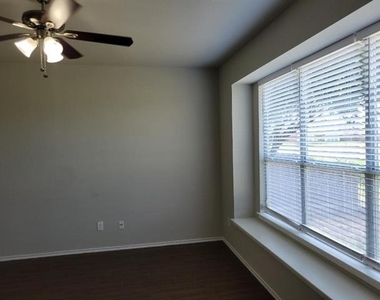 10973 Hawks Landing Road - Photo Thumbnail 14