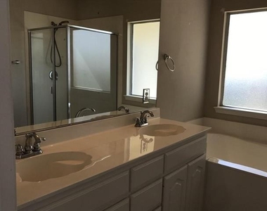 10973 Hawks Landing Road - Photo Thumbnail 12