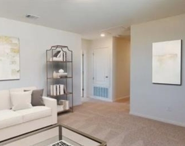 2013 Meadow Park Drive - Photo Thumbnail 6