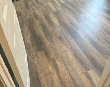 6005 Hidden Pine Lane - Photo Thumbnail 10