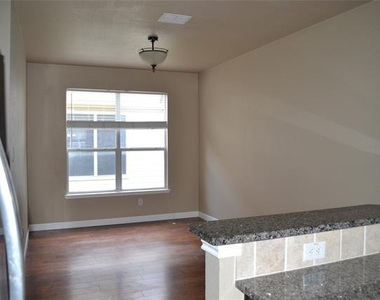 6005 Hidden Pine Lane - Photo Thumbnail 6