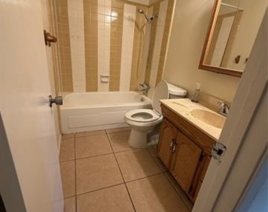 2821 Teakwood Drive - Photo Thumbnail 16