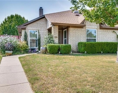 1704 Quail Run Drive - Photo Thumbnail 1
