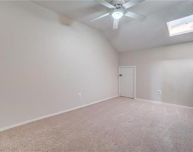 1704 Quail Run Drive - Photo Thumbnail 14