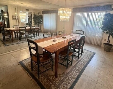 11610 N Rio Vista Drive - Photo Thumbnail 5