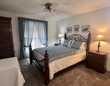 11610 N Rio Vista Drive - Photo Thumbnail 11